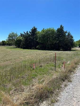 3 Acres of Land for Sale in Bowie, Texas