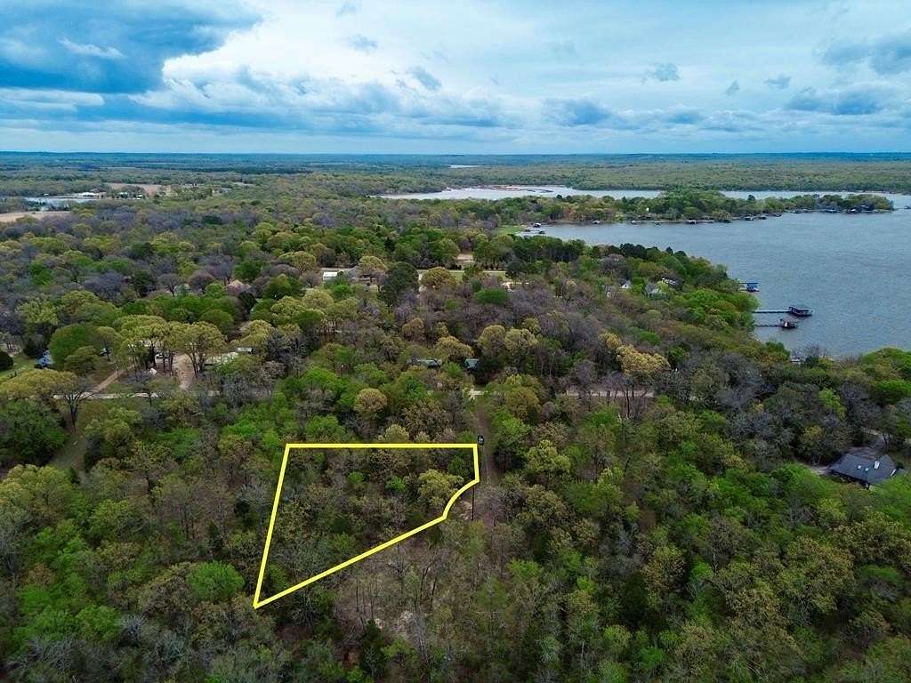 0.69 Acres of Residential Land for Sale in Malakoff, Texas