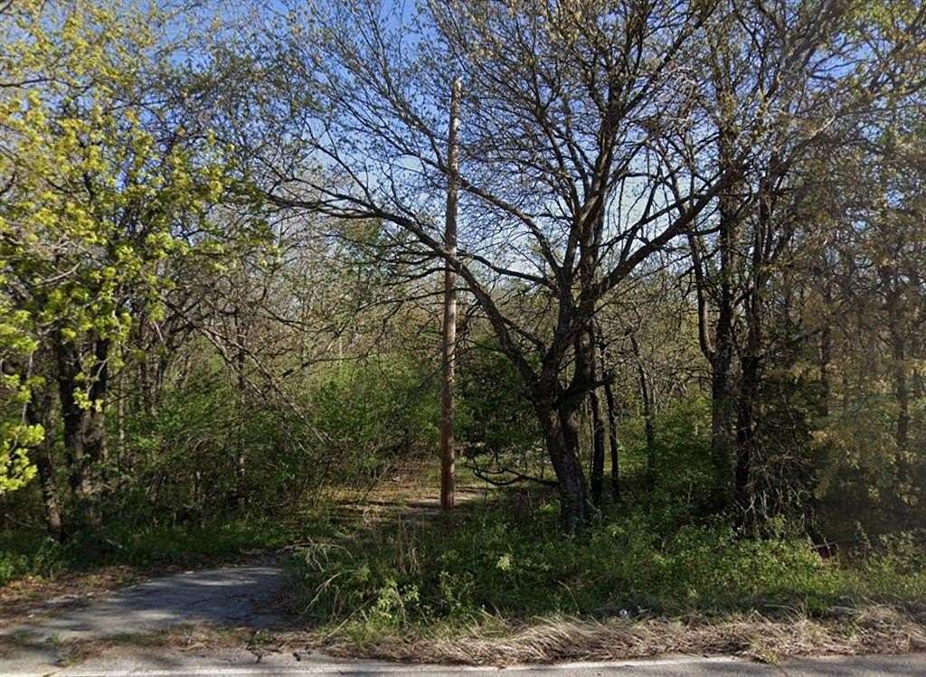 5 Acres of Land for Sale in Choctaw, Oklahoma