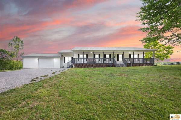 4.86 Acres of Land with Home for Sale in Munfordville, Kentucky