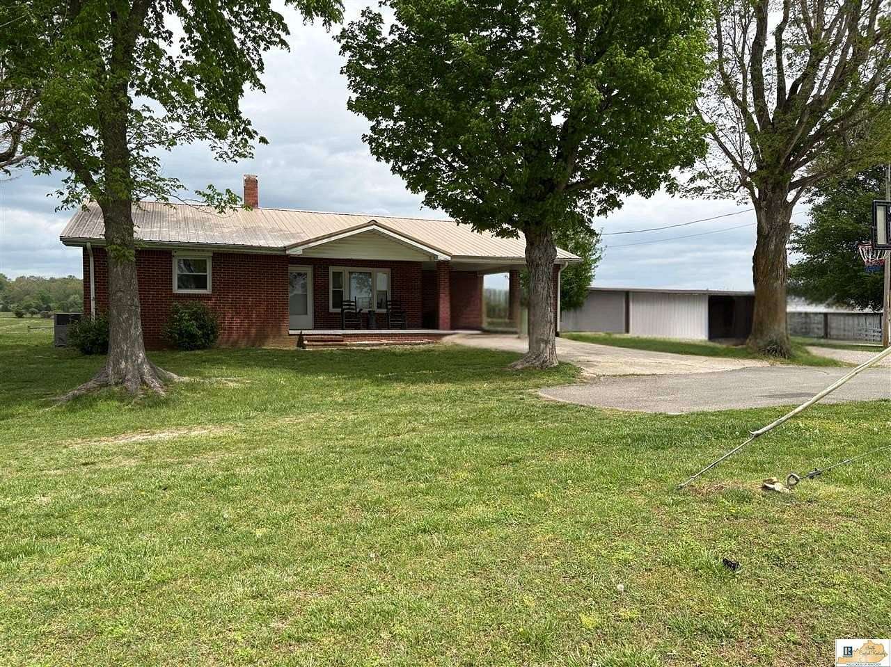 2.77 Acres of Land with Home for Sale in Cave City, Kentucky