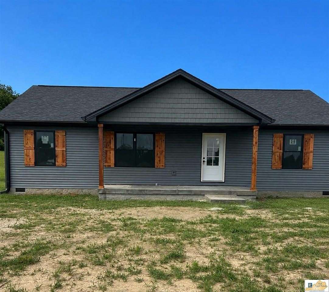 2.7 Acres of Land with Home for Sale in Magnolia, Kentucky