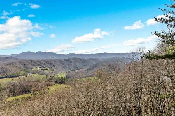 35.2 Acres of Recreational Land for Sale in Sugar Grove, North Carolina
