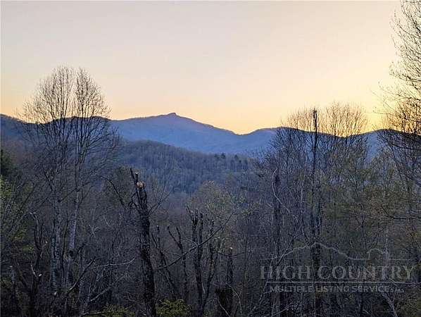 1 Acre of Residential Land for Sale in Banner Elk, North Carolina