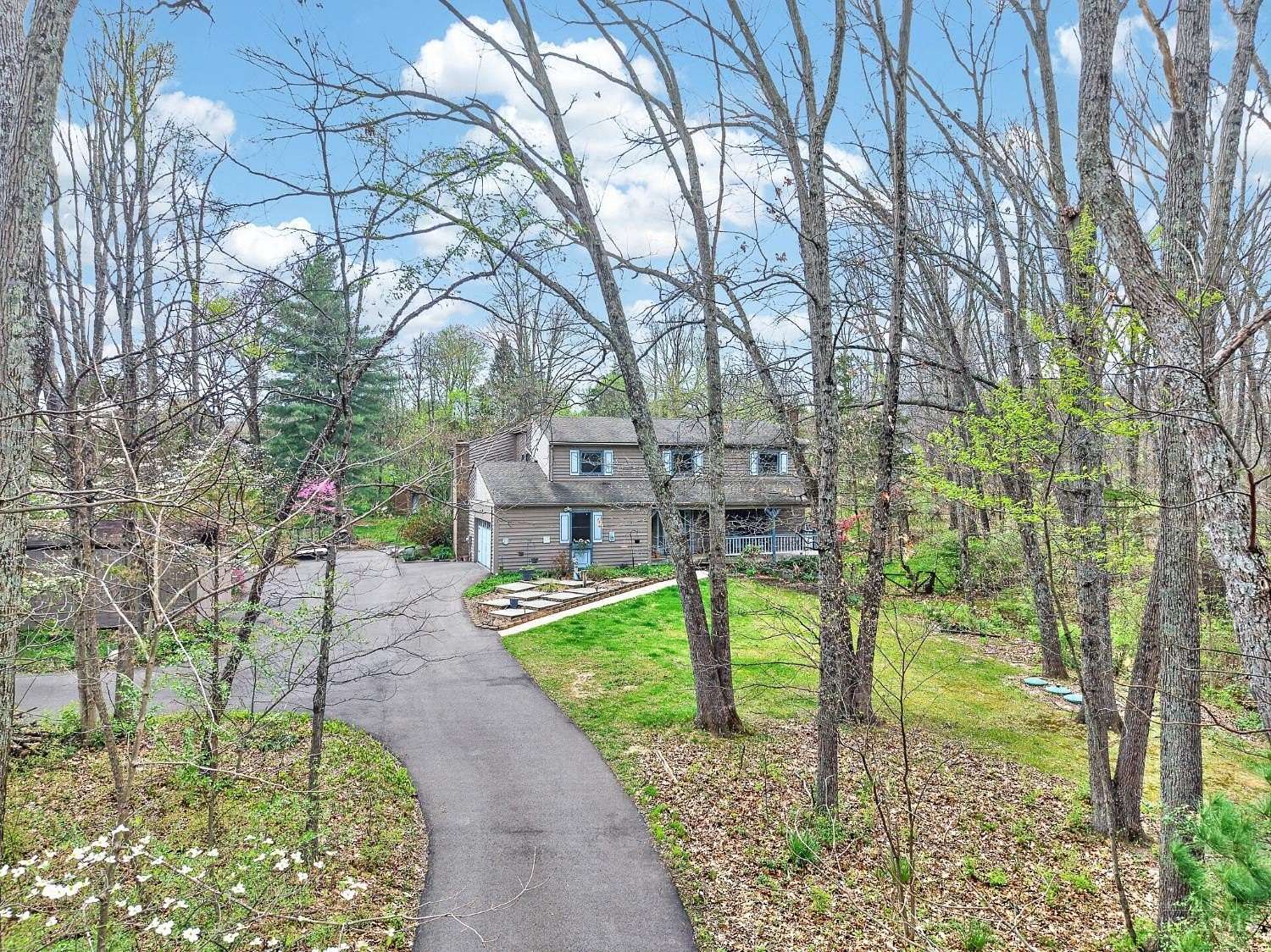 2.34 Acres of Land with Home for Sale in Symmes Township, Ohio