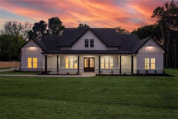 2 Acres of Land with Home for Sale in Monroe, Georgia