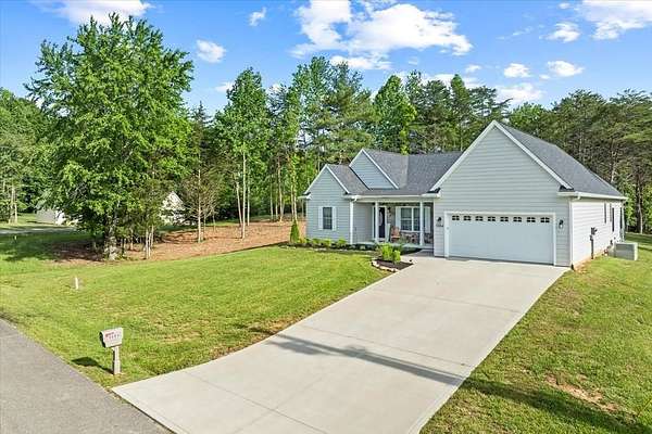 1.5 Acres of Land with Home for Sale in Cookeville, Tennessee