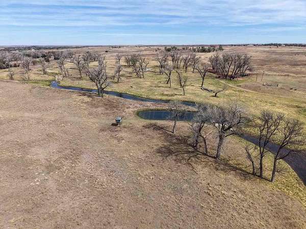322 Acres of Land for Sale in Mobeetie, Texas