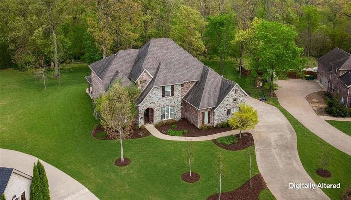 1.58 Acres of Land with Home for Sale in Centerton, Arkansas