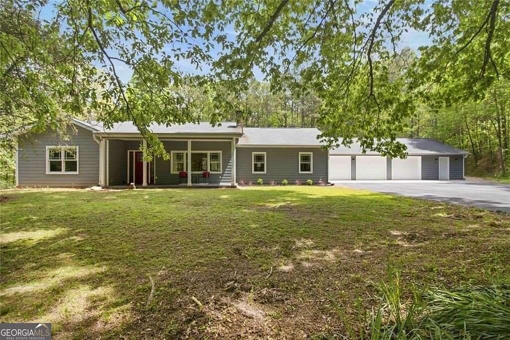 15 Acres of Land with Home for Sale in Covington, Georgia