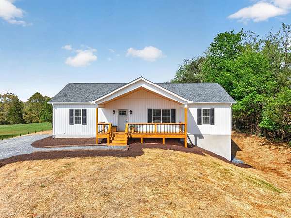 1.56 Acres of Land with Home for Sale in Madison Heights, Virginia