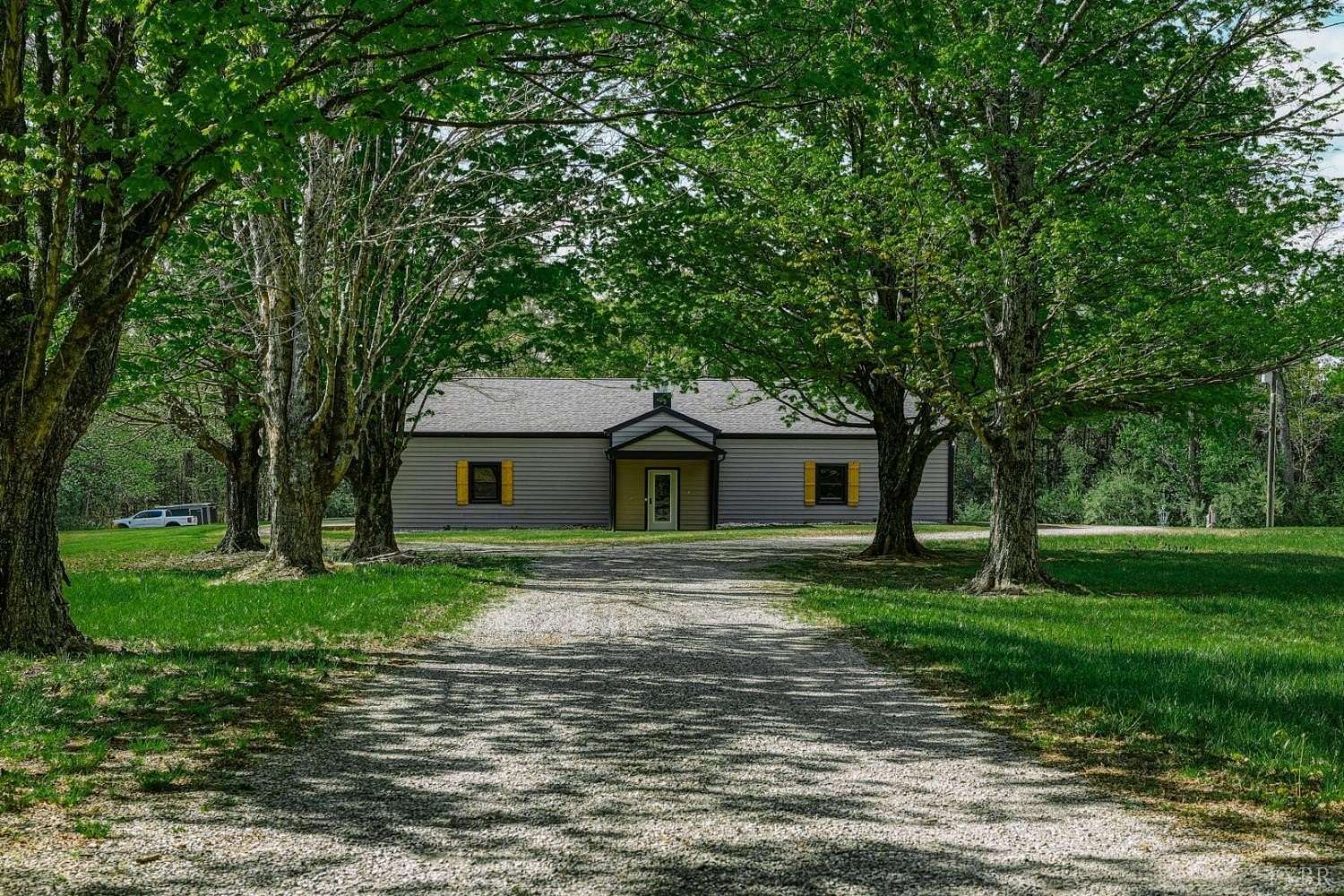 5.6 Acres of Improved Residential Land for Sale in Goodview, Virginia