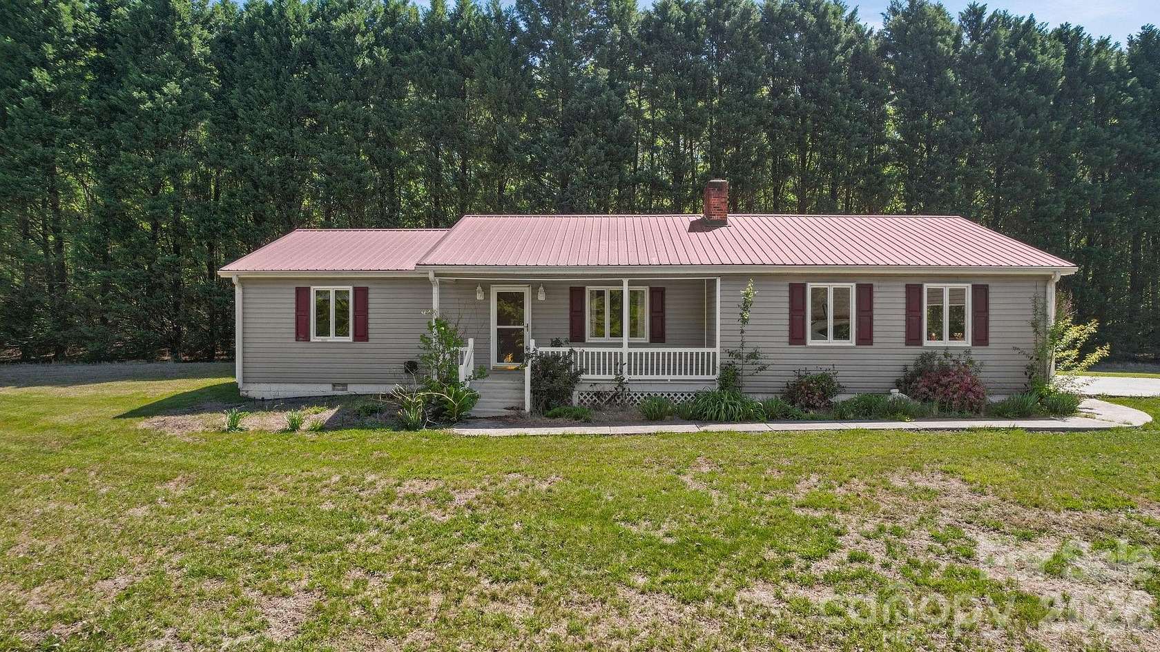 32.4 Acres of Recreational Land with Home for Sale in Statesville, North Carolina