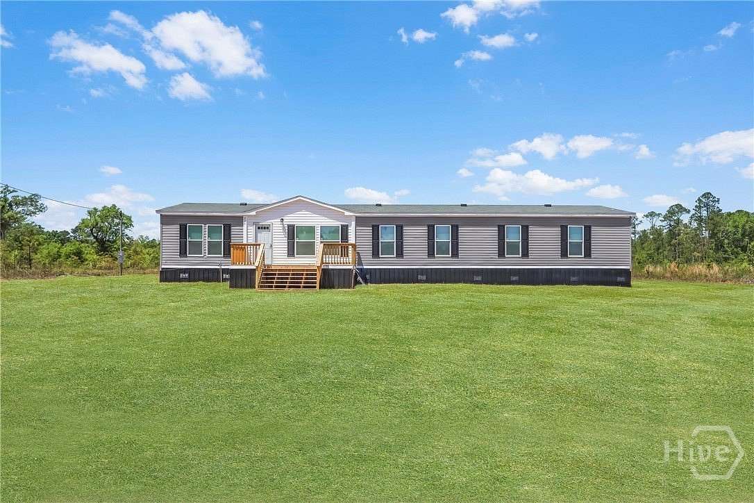 2.3 Acres of Land with Home for Sale in Hinesville, Georgia