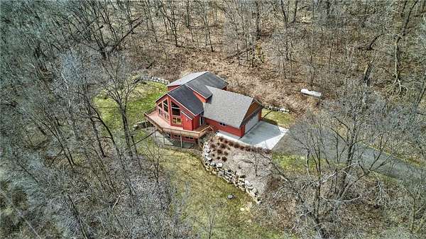 15.7 Acres of Land with Home for Sale in Mazeppa Township, Minnesota