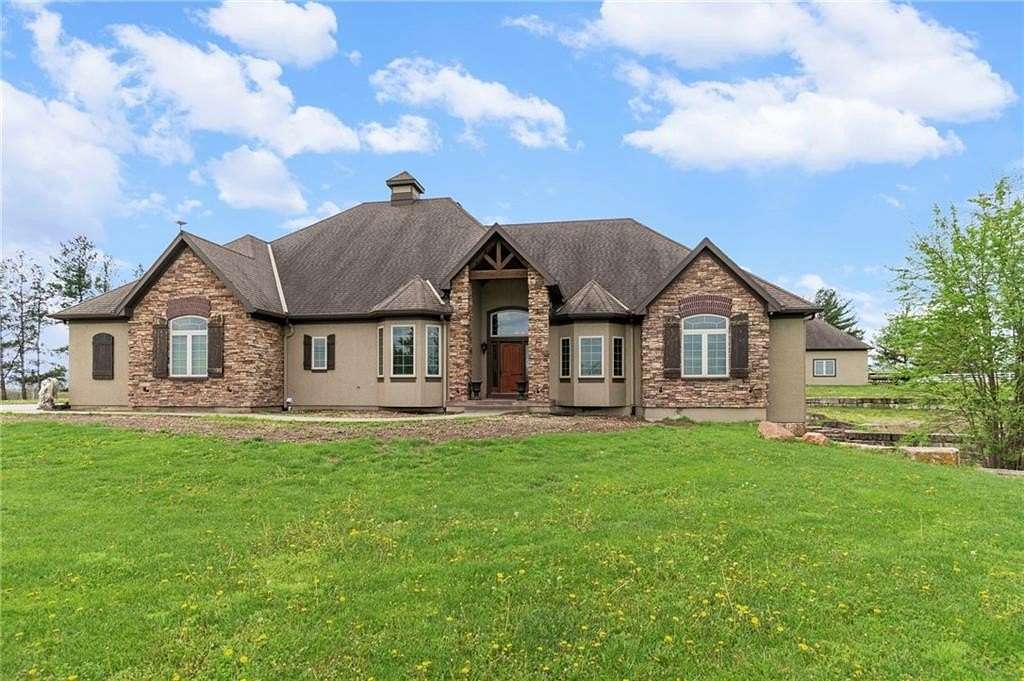 4.79 Acres of Land with Home for Sale in Kearney, Missouri