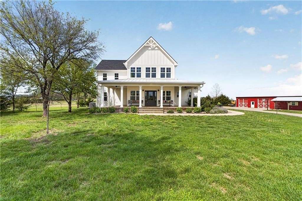 10 Acres of Land with Home for Sale in Bonner Springs, Kansas