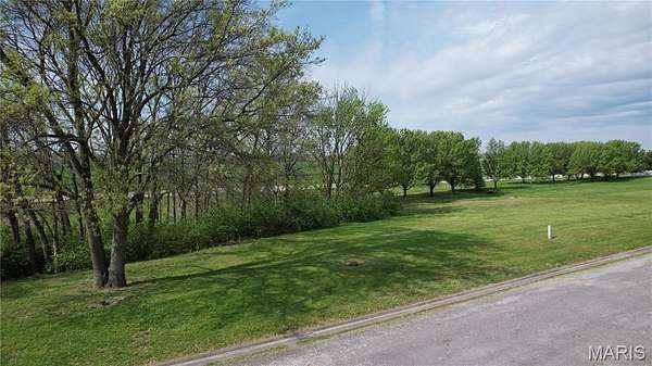 0.39 Acres of Residential Land for Sale in New Athens, Illinois