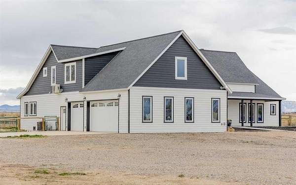 18.7 Acres of Land with Home for Sale in Powell, Wyoming