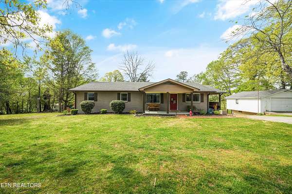 9.4 Acres of Land with Home for Sale in Maryville, Tennessee