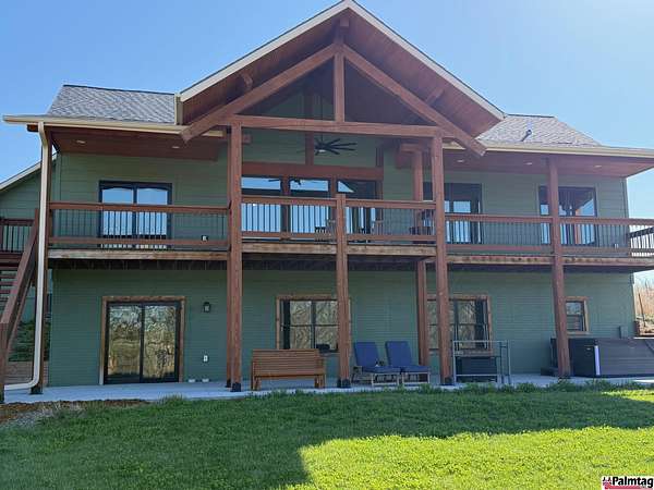 17.2 Acres of Land with Home for Sale in Syracuse, Nebraska