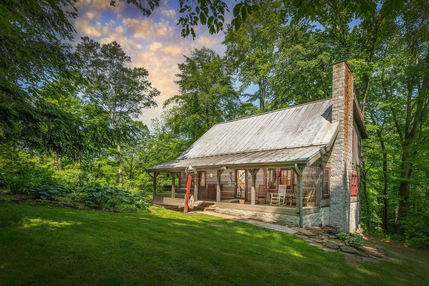 11.8 Acres of Land with Home for Sale in Mount Vernon, Ohio