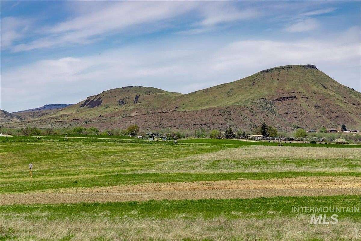 5 Acres of Residential Land for Sale in Emmett, Idaho