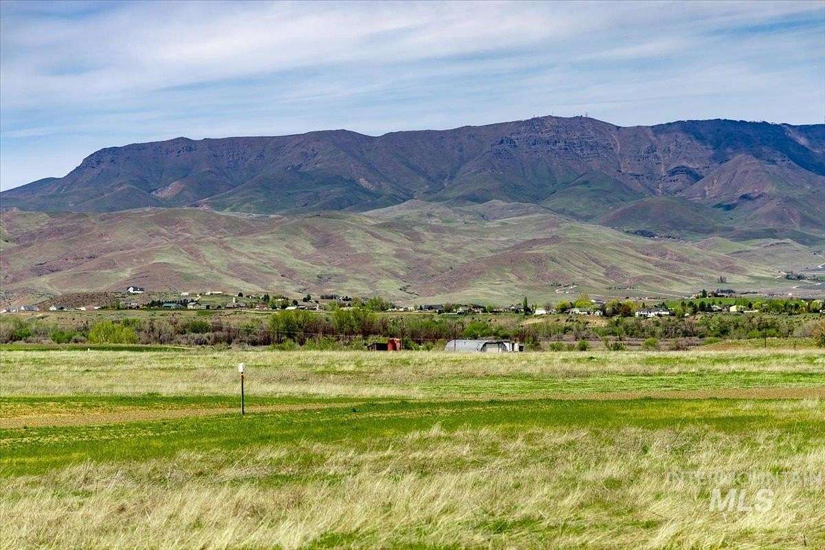 5 Acres of Residential Land for Sale in Emmett, Idaho