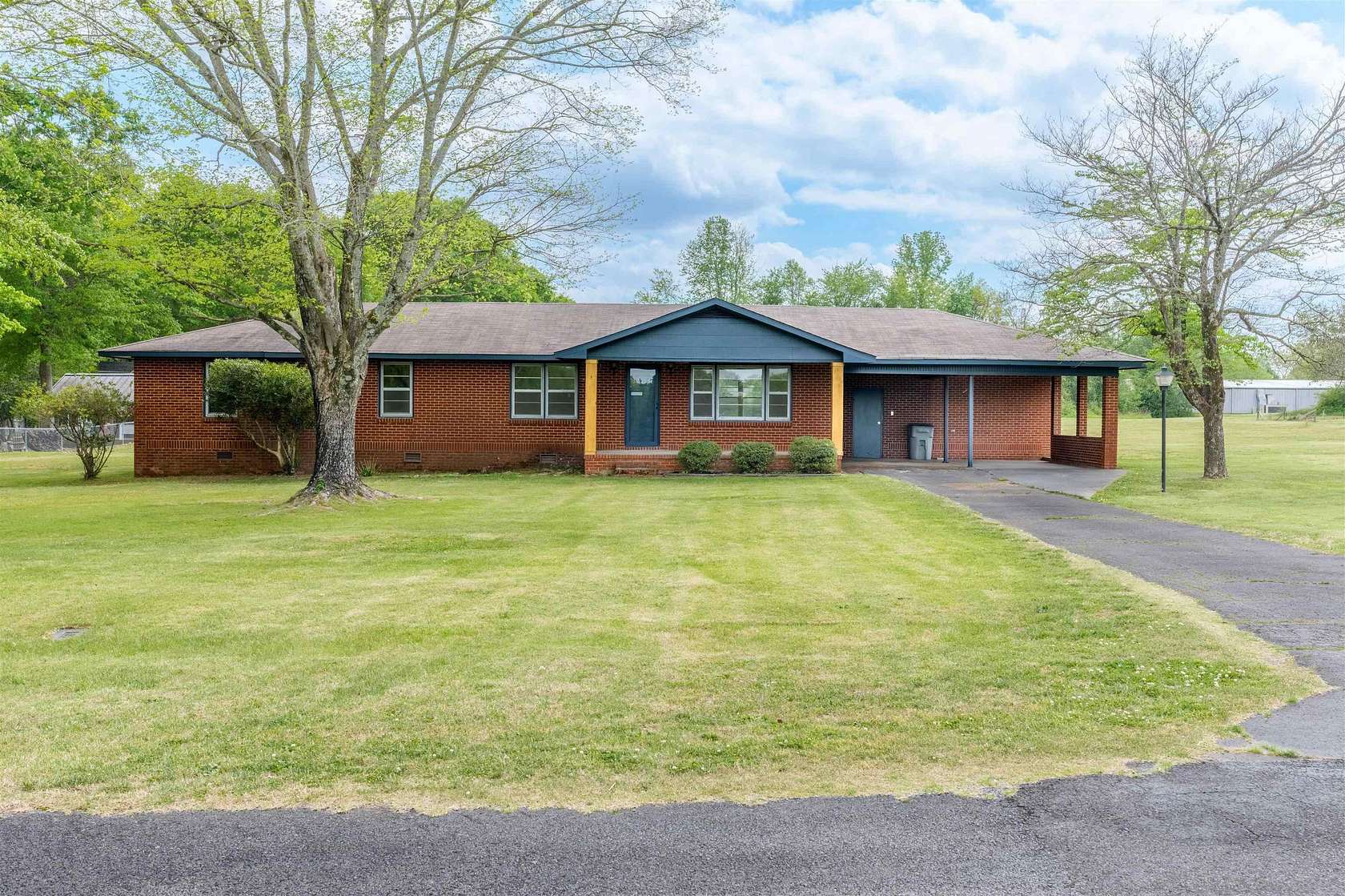 2 Acres of Land with Home for Sale in Florence, Alabama