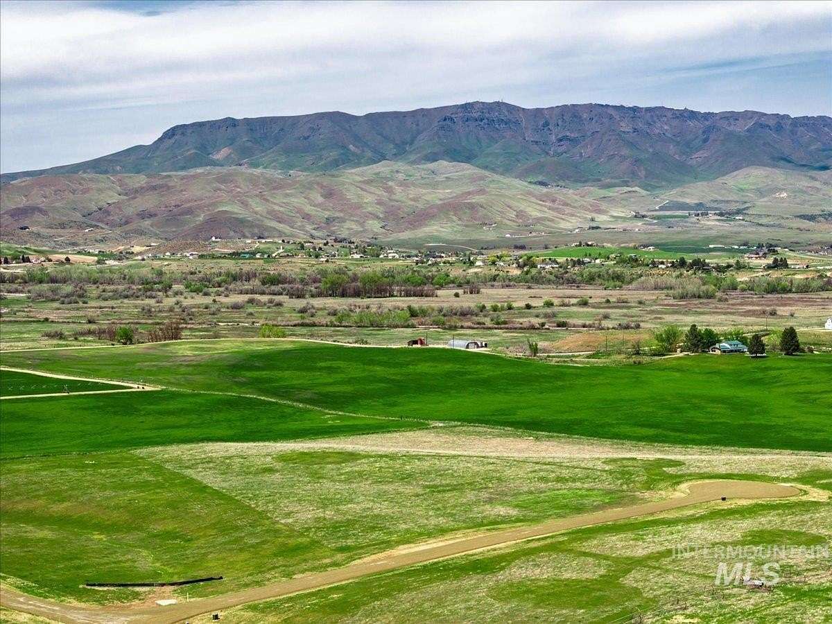 5 Acres of Residential Land for Sale in Emmett, Idaho