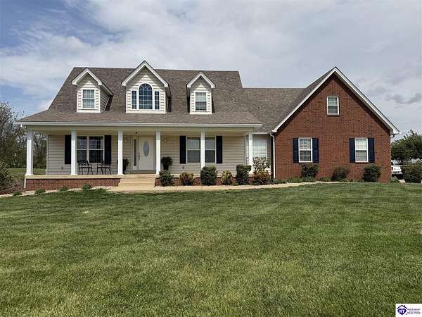 2 Acres of Land with Home for Sale in Hodgenville, Kentucky