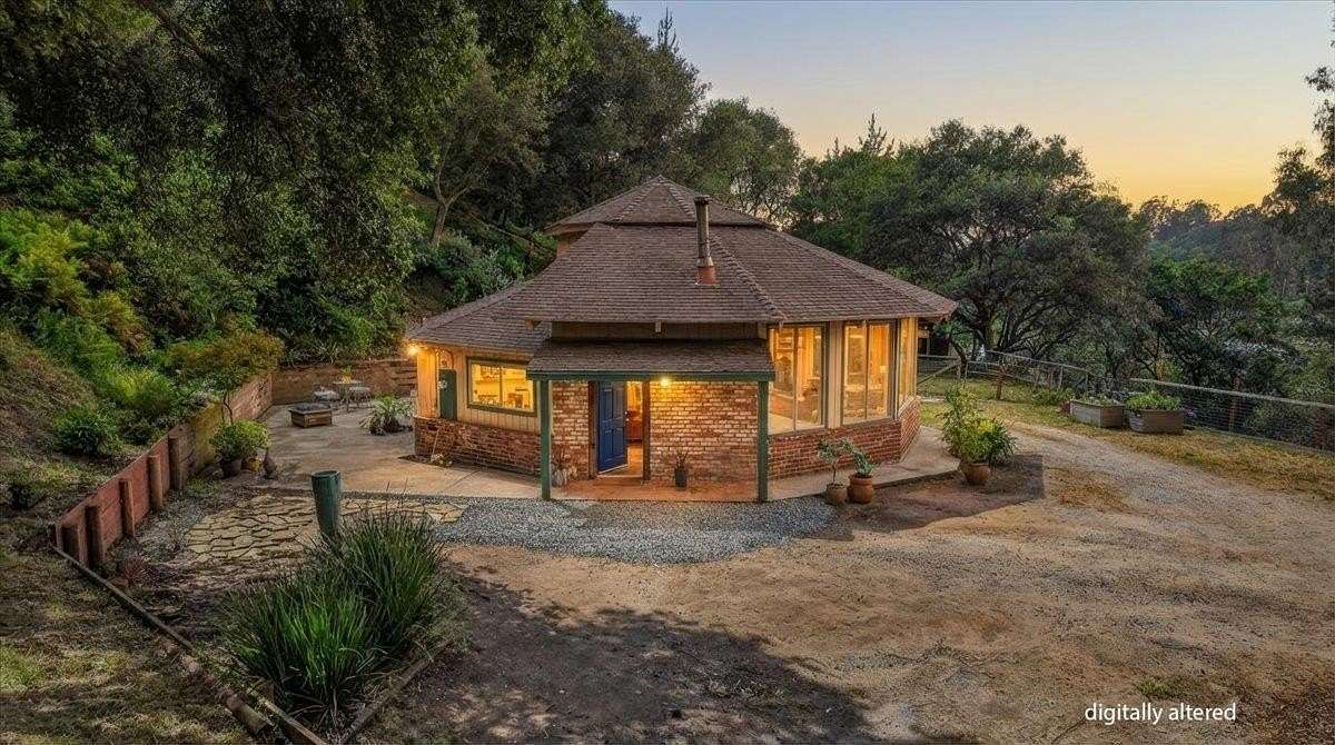 3 Acres of Land with Home for Sale in Aromas, California