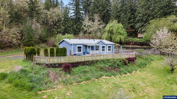 3.76 Acres of Land with Home for Sale in Lebanon, Oregon