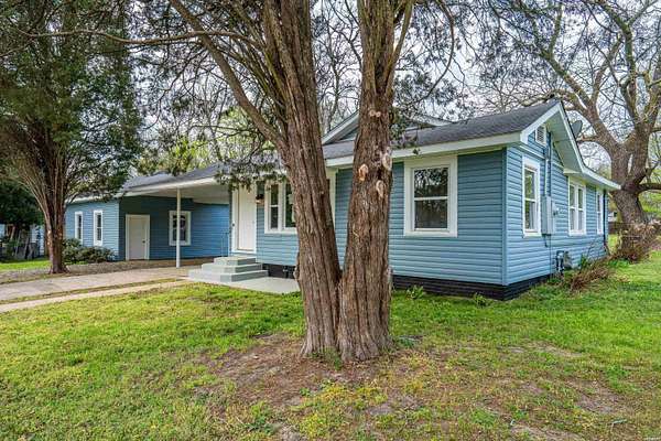 1.84 Acres of Land with Home for Sale in Malvern, Arkansas