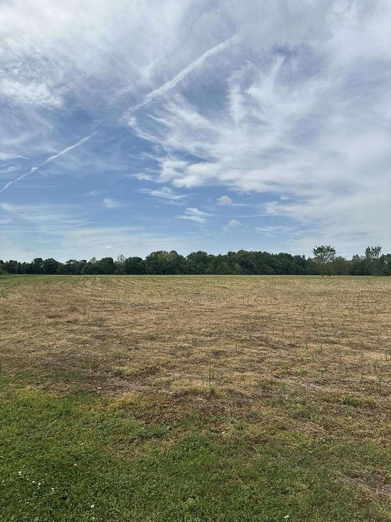 29.8 Acres of Agricultural Land for Sale in McKenzie, Tennessee
