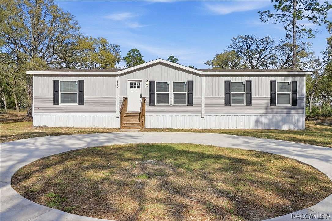 2.3 Acres of Land with Home for Sale in Dunnellon, Florida