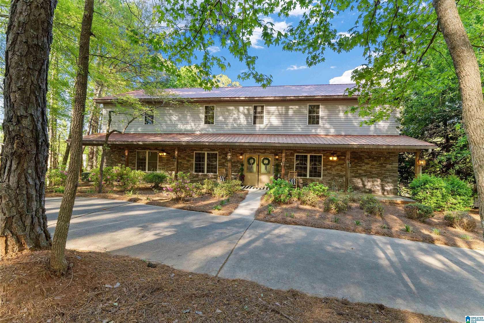 3.52 Acres of Land with Home for Sale in Wedowee, Alabama
