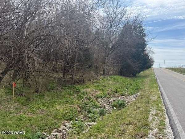 8 Acres of Residential Land for Sale in Sarcoxie, Missouri