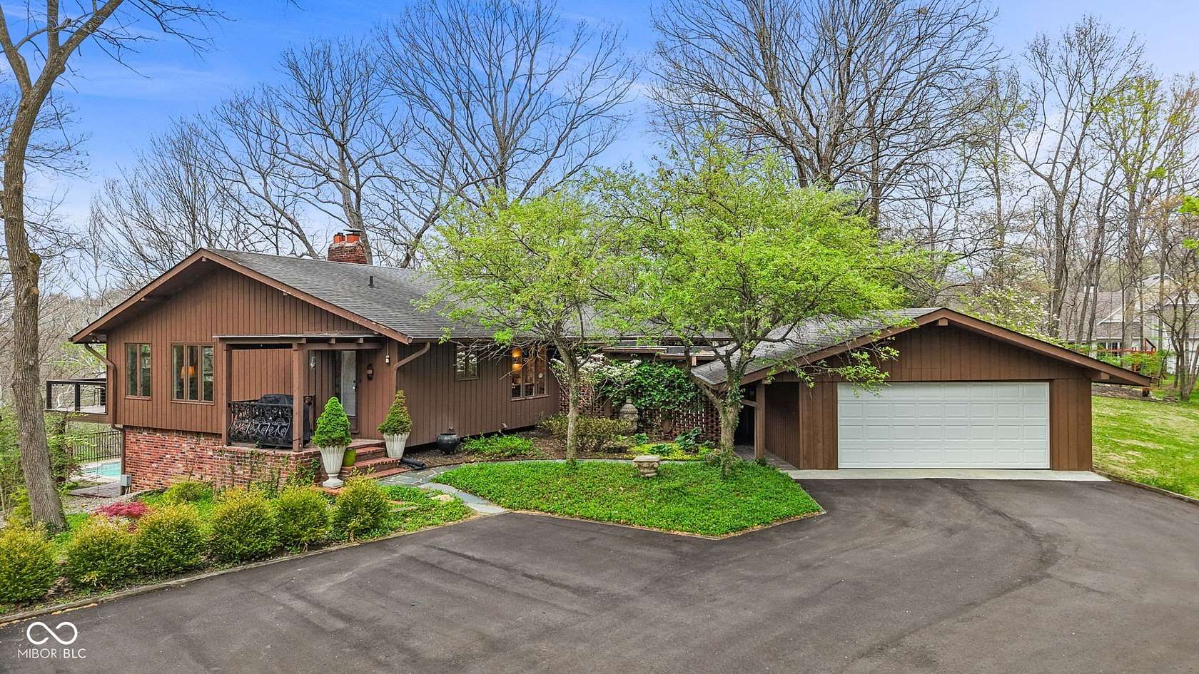 2.2 Acres of Land with Home for Sale in Indianapolis, Indiana