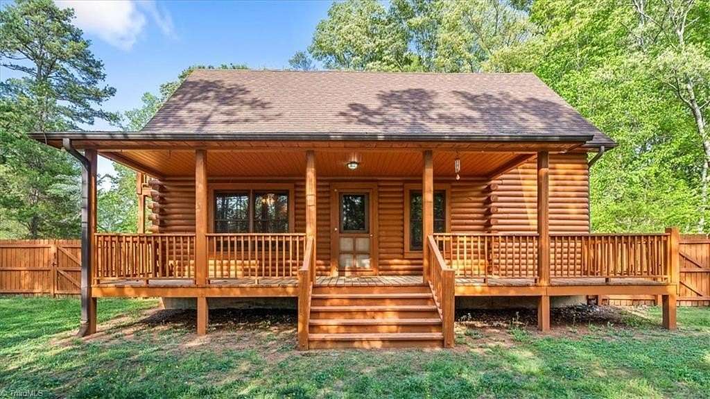 5.7 Acres of Land with Home for Sale in Thomasville, North Carolina