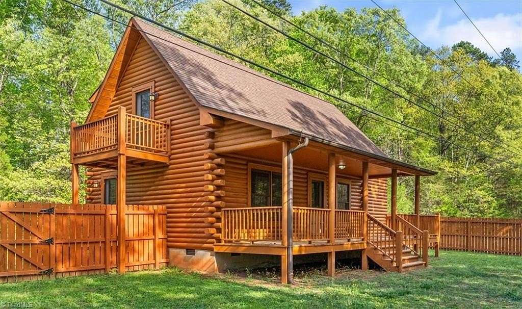 5.7 Acres of Land with Home for Sale in Thomasville, North Carolina