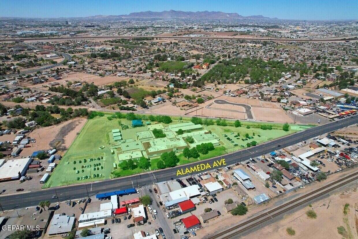 8.44 Acres of Mixed-Use Land for Sale in El Paso, Texas
