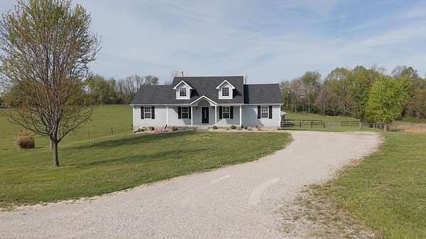 10.1 Acres of Land with Home for Sale in Waco, Kentucky