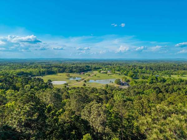 10.7 Acres of Land with Home for Sale in Hot Springs, Arkansas