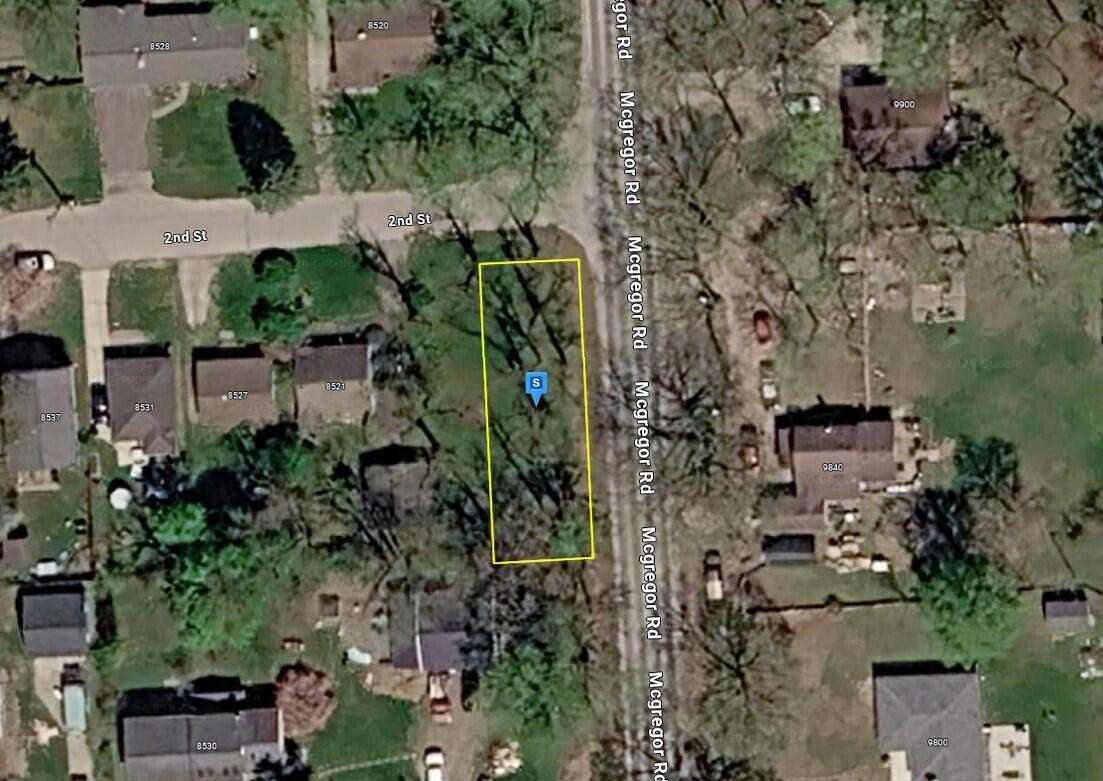 0.11 Acres of Residential Land for Sale in Pinckney, Michigan