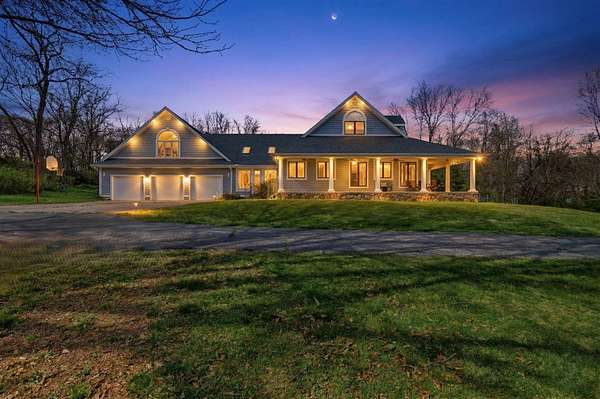 5 Acres of Land with Home for Sale in Springfield, Missouri