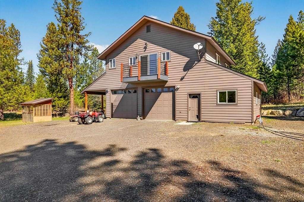4.43 Acres of Land with Home for Sale in McCall, Idaho