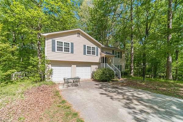 1.9 Acres of Land with Home for Sale in Loganville, Georgia
