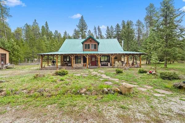 10 Acres of Land with Home for Sale in Springdale, Washington