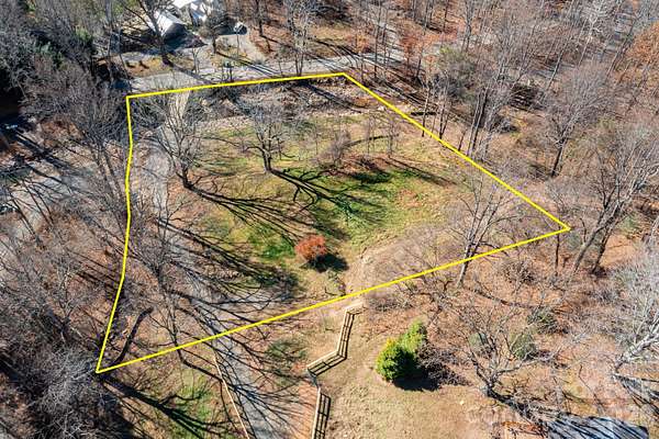 1.1 Acres of Residential Land for Sale in Weaverville, North Carolina